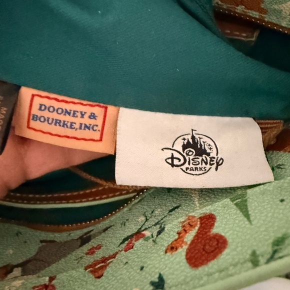 HOLDING - Picture 7 of 7